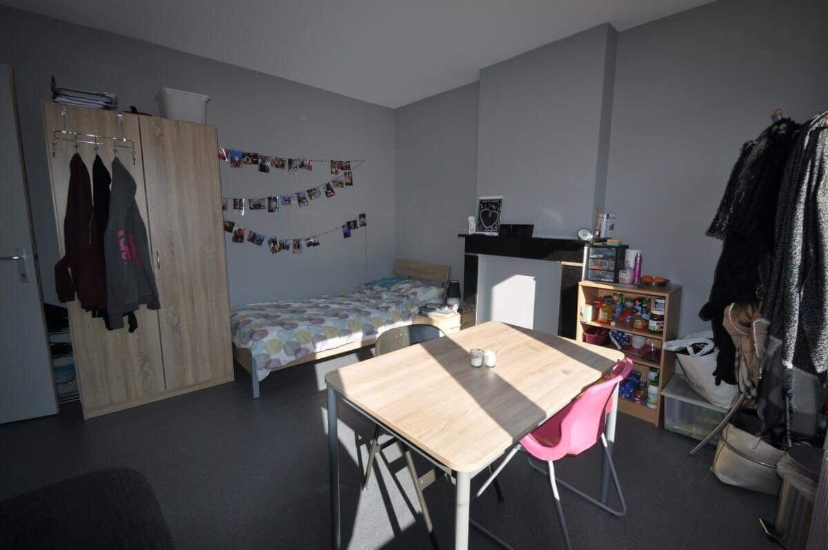 Student room 20 m² Chaussée de Charleroi in Namur