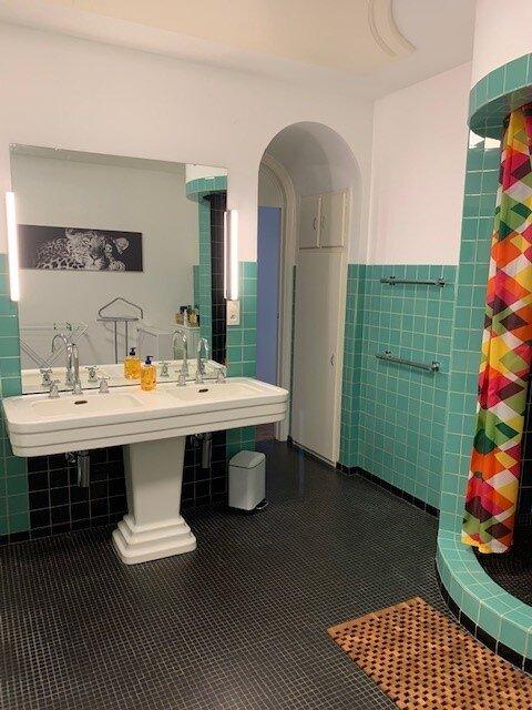 Salle de bain commune