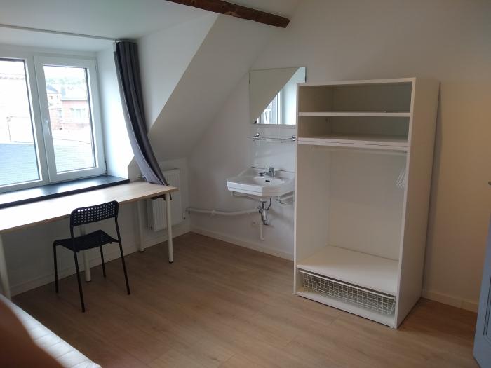 Student room 12 m² in Namur Bomel-Heuvy