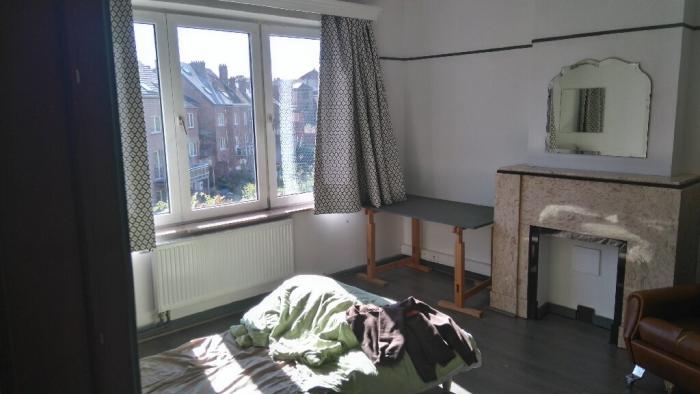 Room in owner's house 45 m² in Namur Bomel-Heuvy