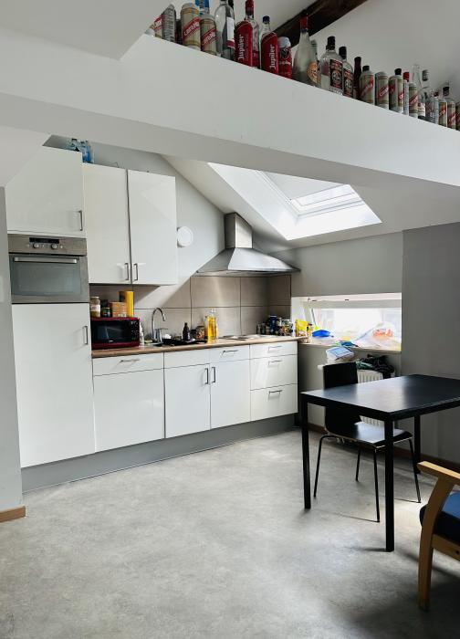 合租房 35 m² 在 Namur Centre - La Corbeille