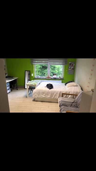 单人间 25 m² 在 Namur Other