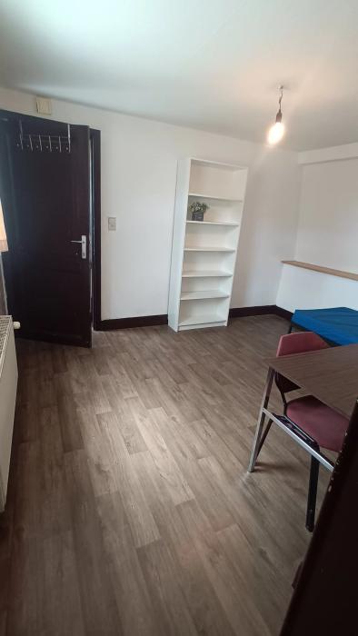 合租房 18 m² 在 Namur Centre - La Corbeille