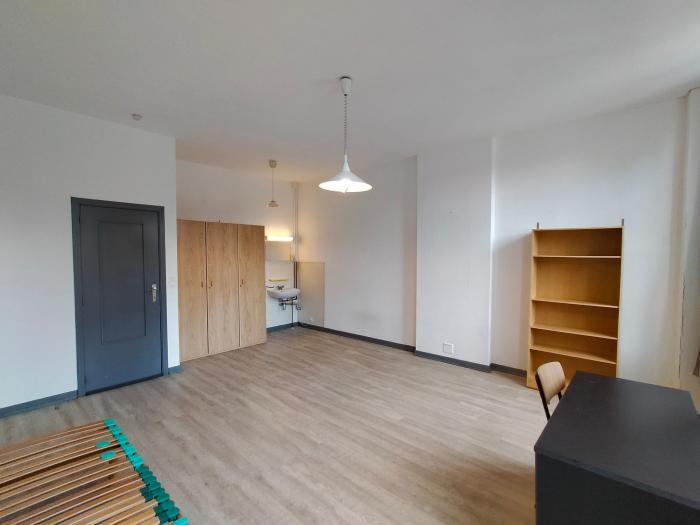 合租房 15 m² 在 Namur Centre - La Corbeille