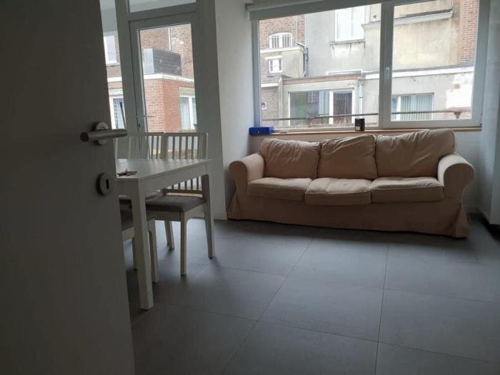 Kot 13 m² in Namen Salzinnes / Bas prés