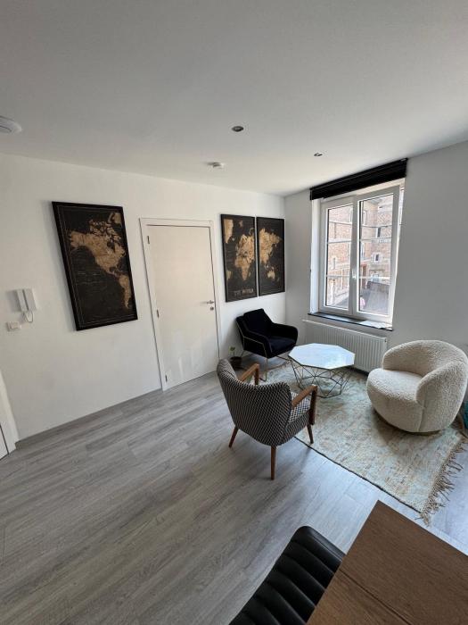 合租房 70 m² 在 Namur Centre - La Corbeille