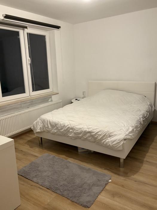 与房东合租 19 m² 在 Namur Sources / St Servais / Trois Piliers