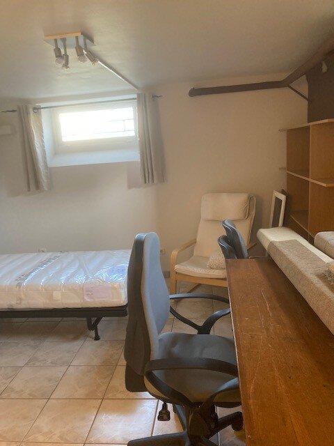 Room in owner's house 40 m² in Namur Belgrade