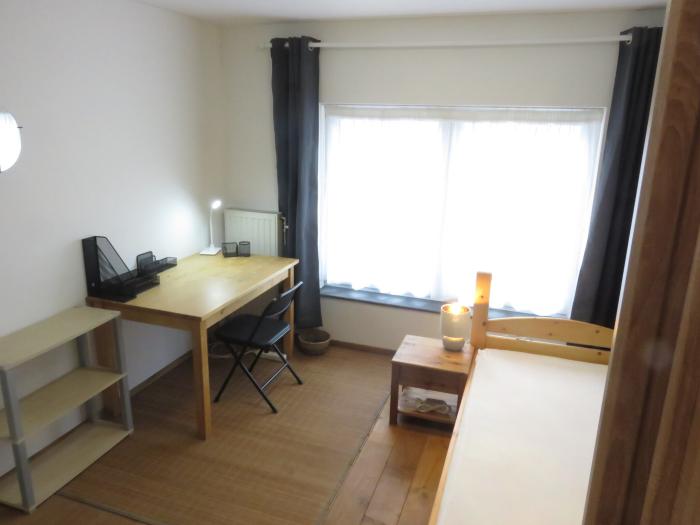 Room in owner's house 14 m² in Namur Sources / St Servais / Trois Piliers