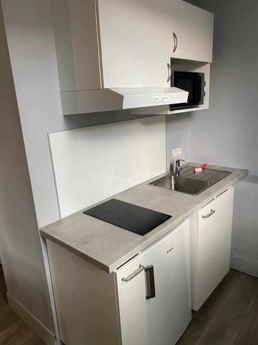 Kot 23 m² in Namen Bomel-Heuvy