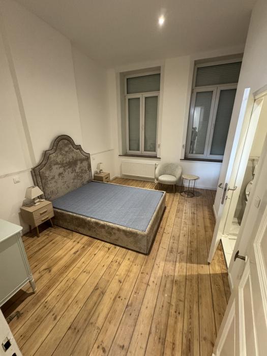 Chambre à coucher avec volet électrique