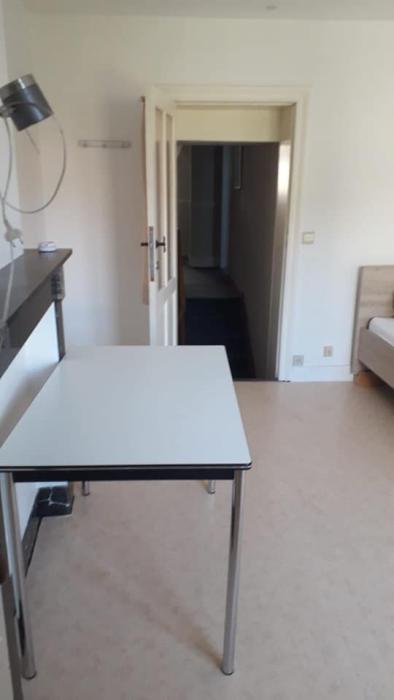 Room in owner's house 20 m² in Namur Bomel-Heuvy
