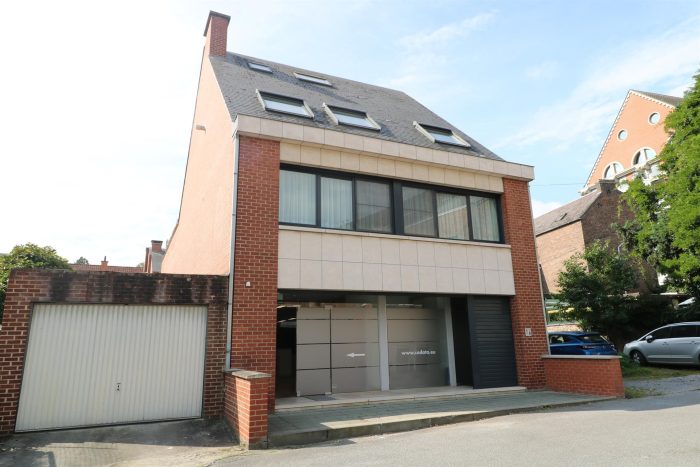 Apartment 200 m² in Namur Jambes