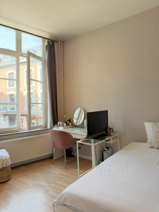 单人间 20 m² 在 Namur Centre - La Corbeille