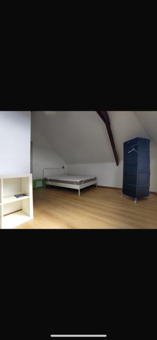 Chambre lit 140 .