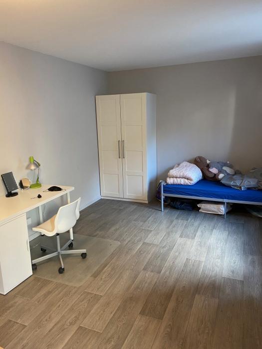 Chambre et bureaux