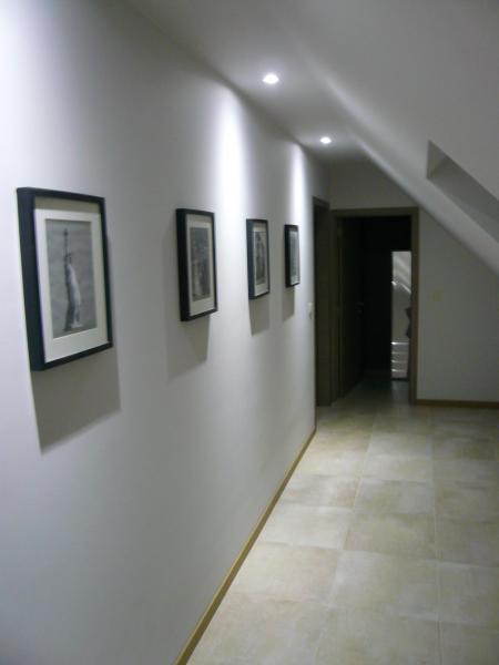 hall de nuit ,accès au chambres