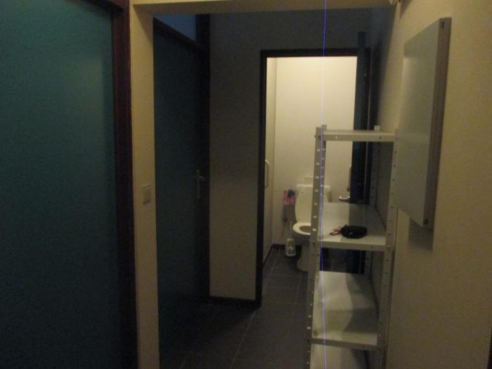 hall et toilette com. a deux k