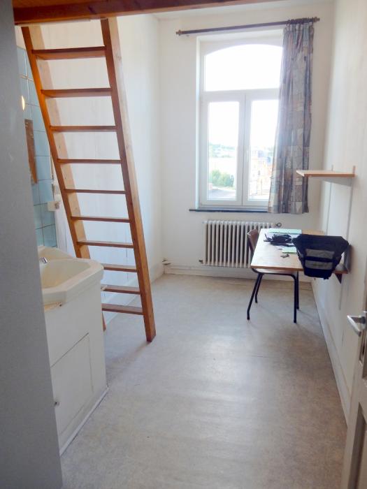 Student room 9 m² in Namur Salzinnes / Bas prés