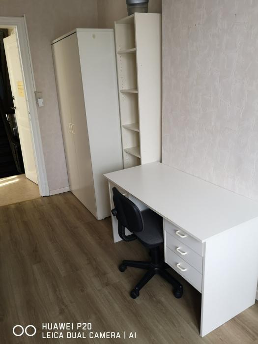 Room in owner's house 16 m² in Namur Bomel-Heuvy