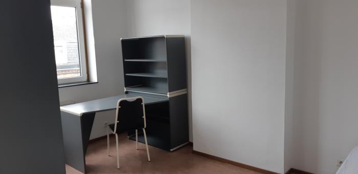 合租房 15 m² 在 Namur Salzinnes / Bas prés