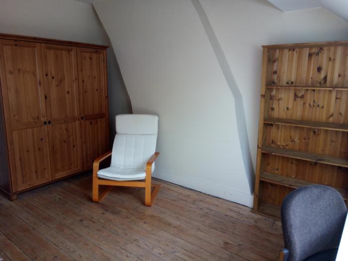 Chambre 3ème étage côté rue
