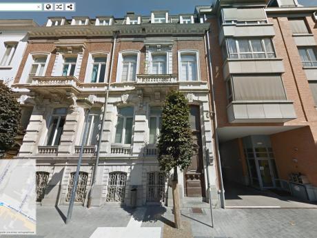与房东合租 50 m² 在 Namur Salzinnes / Bas prés