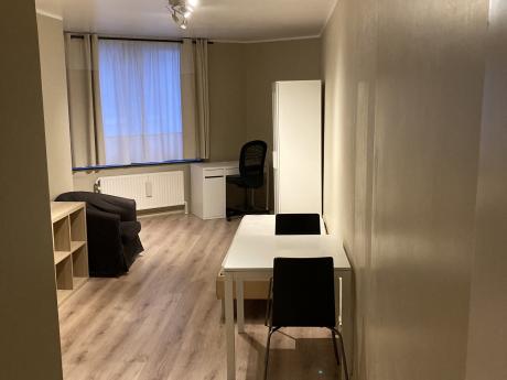 单人间 28 m² 在 Namur Centre - La Corbeille