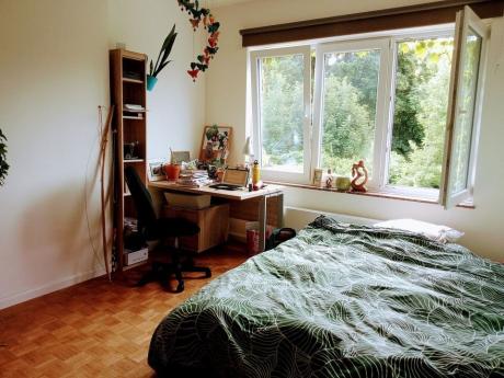 co-locatie 200 m² in Namen Salzinnes / Bas prés