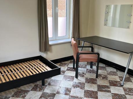 Kot 21 m² in Namen Salzinnes / Bas prés