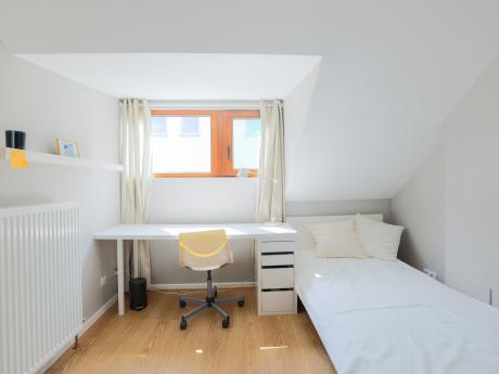 单人间 18 m² 在 Namur Centre - La Corbeille