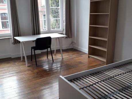 合租房 16 m² 在 Namur Salzinnes / Bas prés