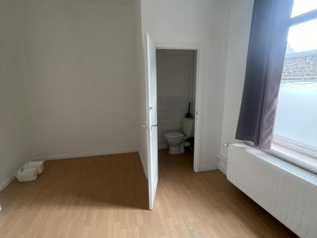 合租房 16 m² 在 Namur Other