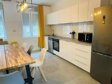Co-locatie 200 m² in Namen Andere