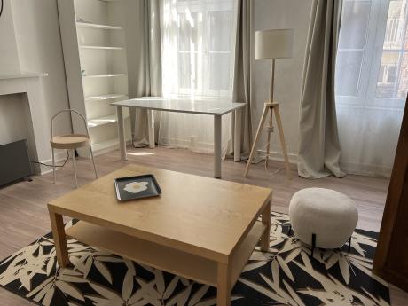 单人间 30 m² 在 Namur Centre - La Corbeille
