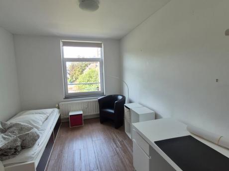 合租房 12 m² 在 Namur Salzinnes / Bas prés
