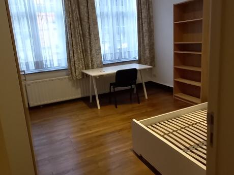 合租房 16 m² 在 Namur Salzinnes / Bas prés