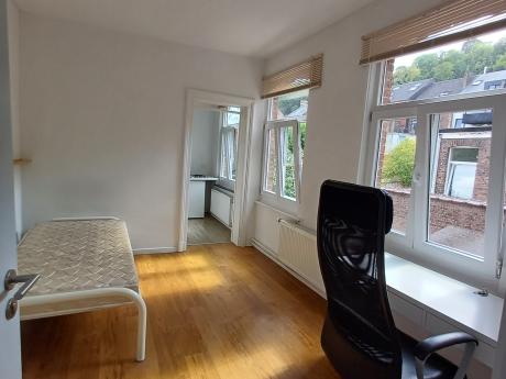 Kot 18 m² à Namur Salzinnes / Bas prés