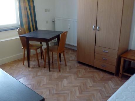 Kot bij bewoner 42 m² in Namen Bomel-Heuvy