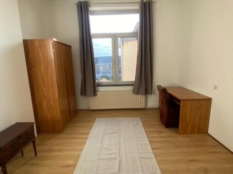 Co-locatie 160 m² in Namen Sources / St Servais / Trois Piliers