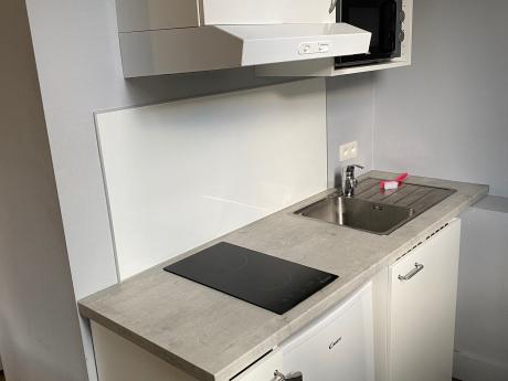 Kot 23 m² in Namen Bomel-Heuvy