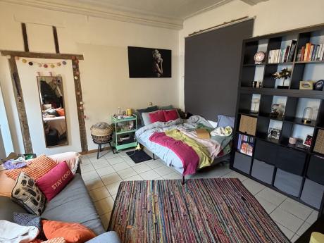 单人间 50 m² 在 Namur Centre - La Corbeille