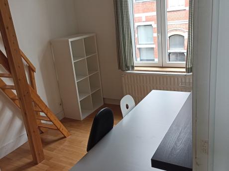 Kot 15 m² in Namen Salzinnes / Bas prés