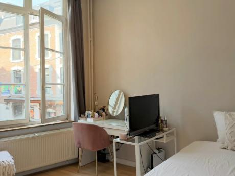 单人间 20 m² 在 Namur Centre - La Corbeille