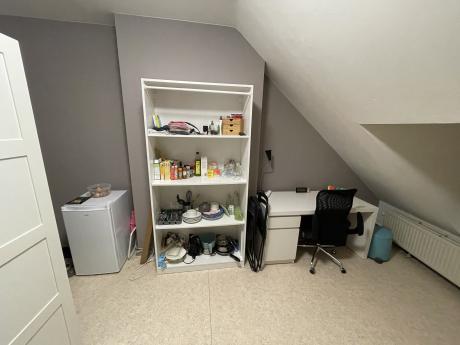 合租房 8 m² 在 Namur Centre - La Corbeille