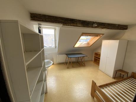 Kot bij bewoner 12 m² in Namen Centre - La Corbeille