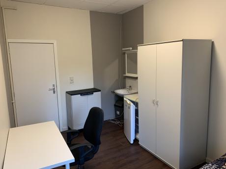 合租房 12 m² 在 Namur Centre - La Corbeille