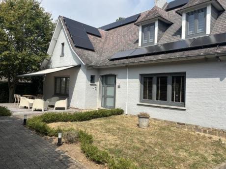 Room in owner's house 35 m² in Namur Other