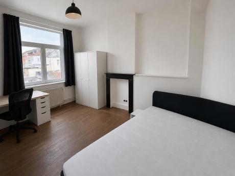 Co-locatie 12 m² in Namen Sources / St Servais / Trois Piliers