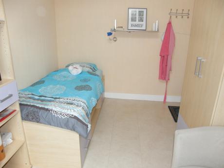 单人间 22 m² 在 Namur Salzinnes / Bas prés